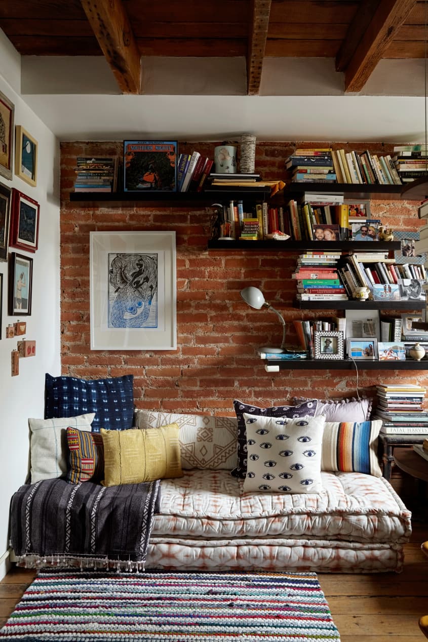 10 Budget-Friendly Ideas for Creating a Reading Nook in Your Small Home